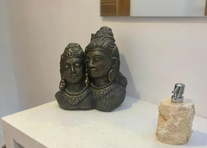 Ayu Padang 04 Улувату